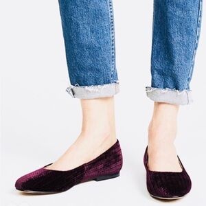 Botkier Camilla ballet flats wine burgundy red embossed velvet size 7.5 shoes